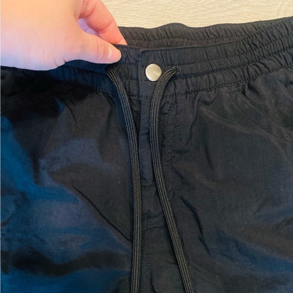 Columbia Lightweight Black Outdoor Capri Pants Women’s Medium - Picture 3 of 10